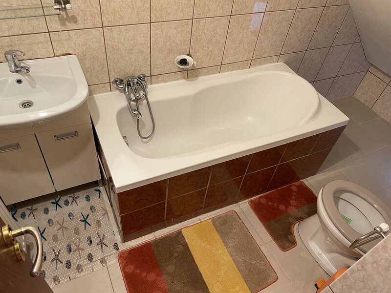 Gara de Nord, str. CC Arion, la casa, et. 2/2